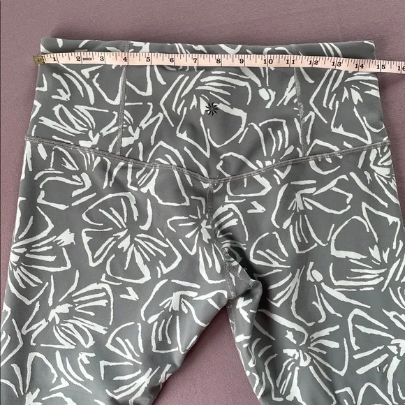 Athleta Capris Leggings - Picture 6 of 8